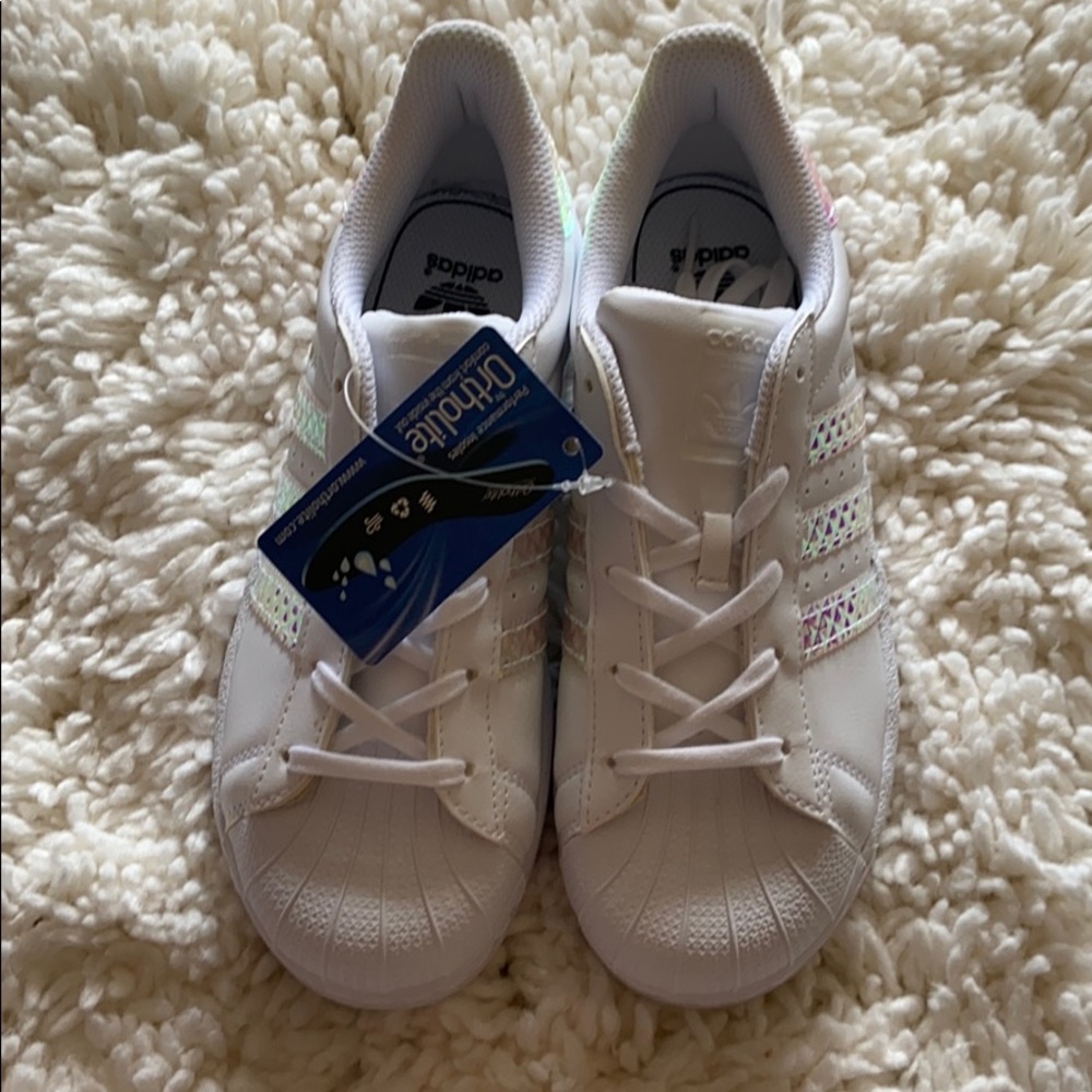 Adidas kids superstar